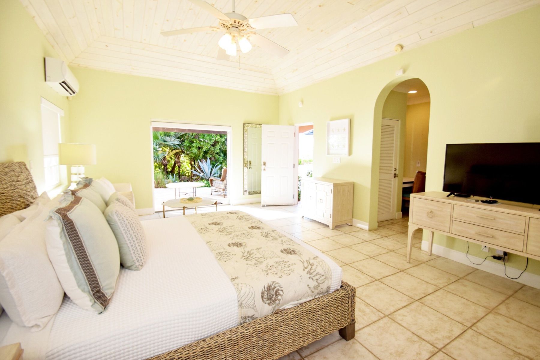 King Bedroom